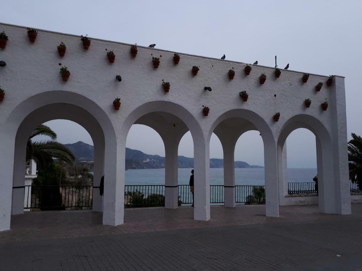 Calle Antonio Millon Nerja Dış mekan fotoğraf