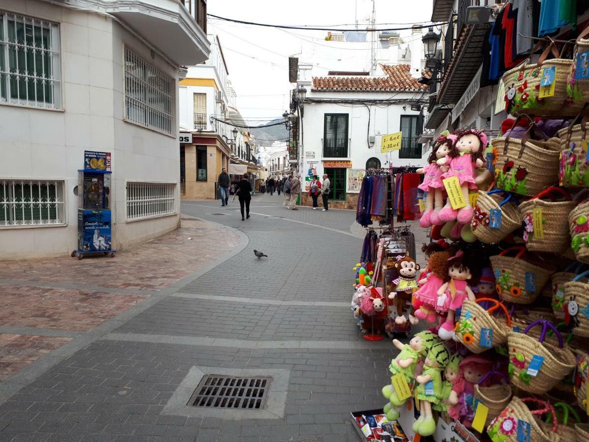 Calle Antonio Millon Nerja Dış mekan fotoğraf